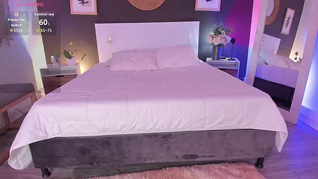 VioletPaket online show from June 2026 01:06:02 PM