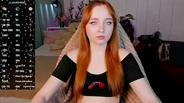 Snapshot of Emma_Chery chatting on January 2025 11:43:01 AM Emma Chery online show from January 2025 11:43:01 AM