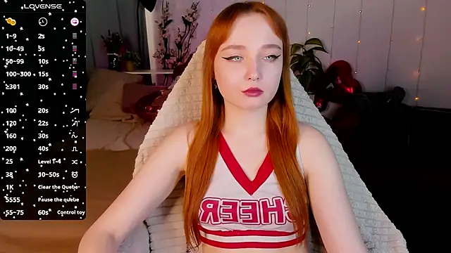 Snapshot of Emma_Chery chatting on February 2025 08:56:02 AM Emma Chery online show from February 2025 08:56:02 AM