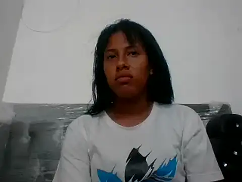 Snapshot of Kitra_New chatting on March 2025 11:58:02 PM Kitra New online show from March 2025 11:58:02 PM