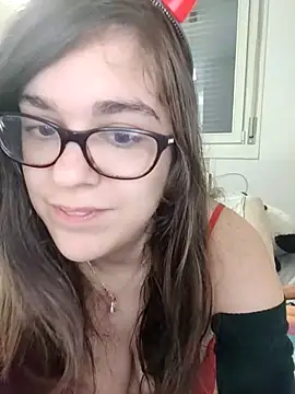 Snapshot of Miachan_LaGattinaVogliosa chatting on October 2025 01:58:01 PM Miachan LaGattinaVogliosa online show from October 2025 01:58:01 PM