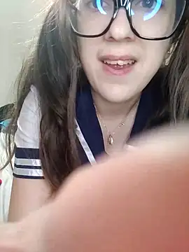 Snapshot of Miachan_LaGattinaVogliosa chatting on January 2026 01:04:02 PM Miachan LaGattinaVogliosa online show from January 2026 01:04:02 PM