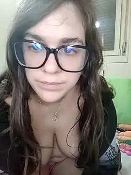 Snapshot of Miachan_LaGattinaVogliosa chatting on February 2026 01:31:02 PM Miachan LaGattinaVogliosa online show from February 2026 01:31:02 PM