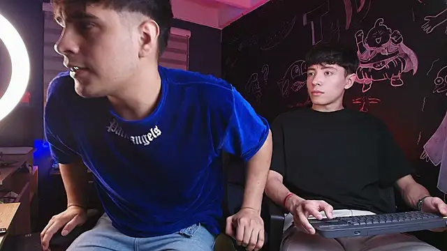 thiago rockwelll online show from February 2026 11:39:01 PM