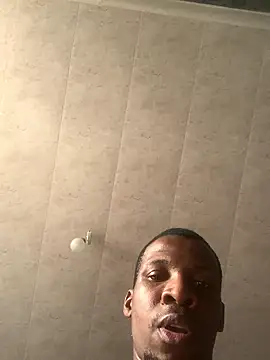 Snapshot of DManL chatting on January 2026 06:08:01 AM DManL online show from January 2026 06:08:01 AM