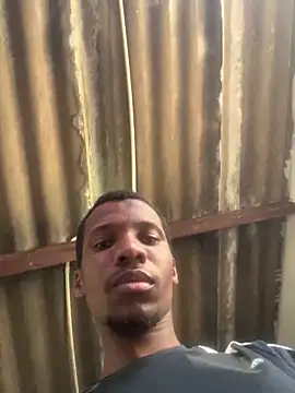 Snapshot of DManL chatting on March 2026 05:33:02 AM DManL online show from March 2026 05:33:02 AM