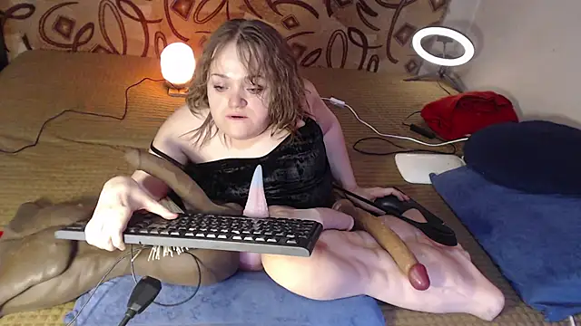 MiniNatalie online show from February 2025 08:33:02 AM