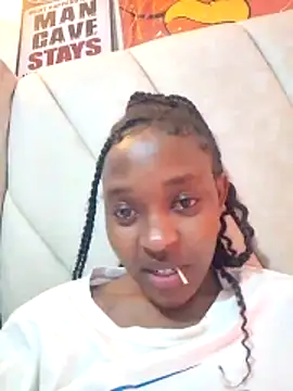 Snapshot of Sweet_mella chatting on April 2026 06:23:01 PM Sweet mella online show from April 2026 06:23:01 PM
