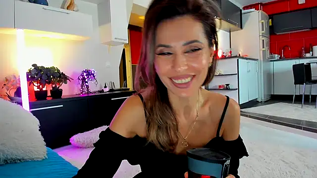 Snapshot of MissSmiley26 chatting on March 2025 08:50:02 PM MissSmiley26 online show from March 2025 08:50:02 PM