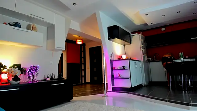 Snapshot of MissSmiley26 chatting on September 2025 09:37:01 PM MissSmiley26 online show from September 2025 09:37:01 PM