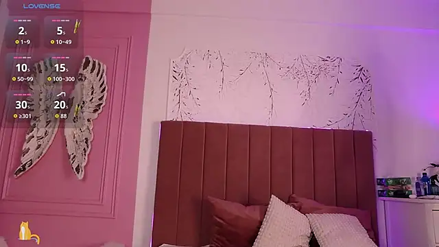 PinkySparks online show from July 2026 06:43:01 PM