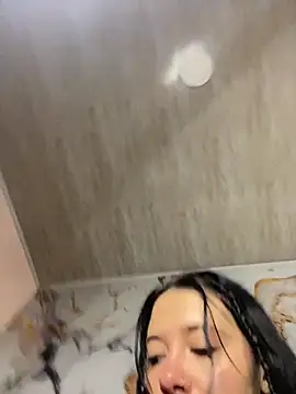 Isabella 21x online show from September 2025 12:49:02 PM