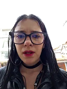 Isabella 21x online show from October 2025 03:12:01 PM