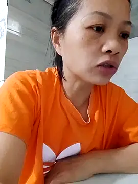 Aninyin22 online show from October 2025 12:11:01 AM