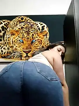 dulccemaria24 online show from February 2025 12:32:01 AM