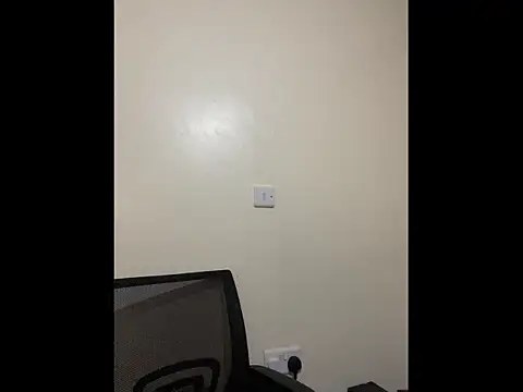 Snapshot of Dawi3 chatting on November 2025 01:04:01 PM Dawi3 online show from November 2025 01:04:01 PM