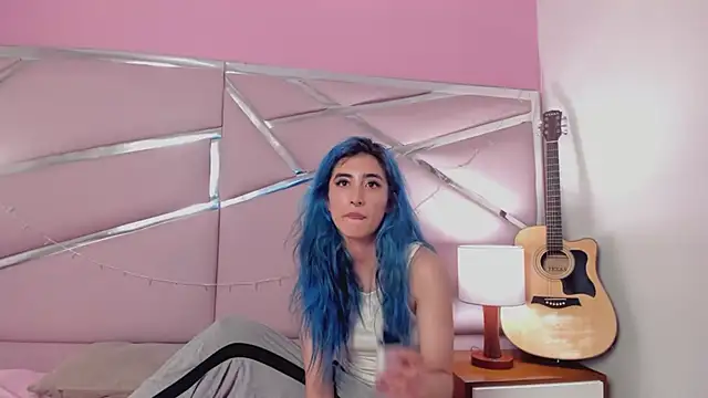 Snapshot of Lunapage chatting on March 2025 10:17:01 PM Lunapage online show from March 2025 10:17:01 PM