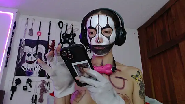 Eloise-brown online show from January 2025 11:59:01 PM