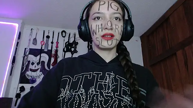 Eloise-brown online show from January 2025 02:42:01 AM