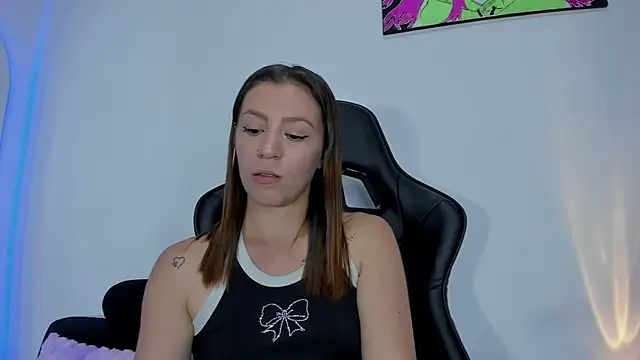 roxanne jones1 online show from June 2026 09:53:01 PM