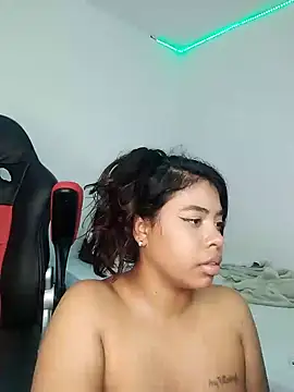 Snapshot of Fanny_Klean chatting on December 2024 11:54:02 AM Fanny Klean online show from December 2024 11:54:02 AM