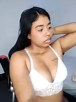 Snapshot of Fanny_Klean chatting on January 2025 08:21:02 AM Fanny Klean online show from January 2025 08:21:02 AM