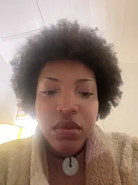 KimiAqua online show from February 2026 12:39:02 PM