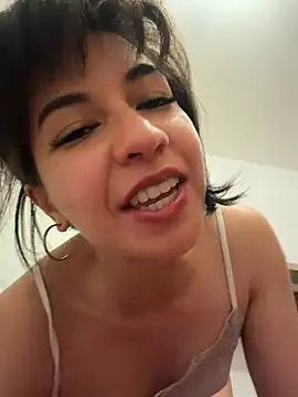 BitchyBratxxx online show from March 2026 09:32:02 PM