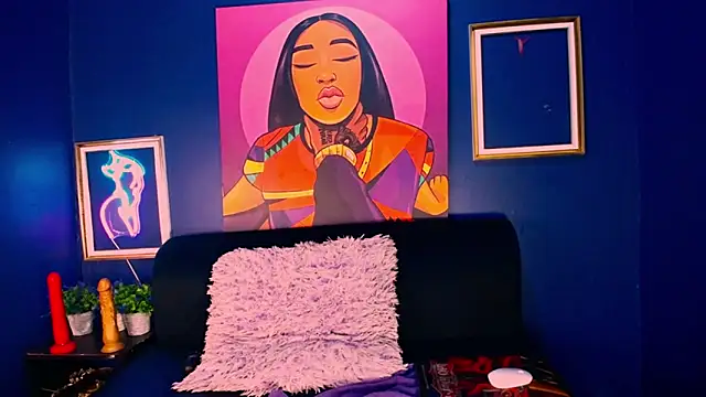 Snapshot of MsTashaxxx chatting on December 2024 11:07:01 PM MsTashaxxx online show from December 2024 11:07:01 PM