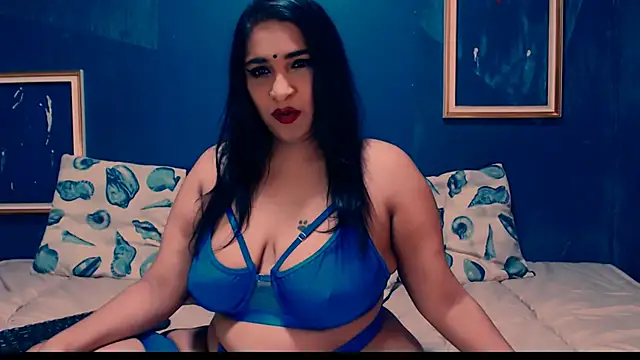 MsTashaxxx online show from July 2026 06:07:02 PM