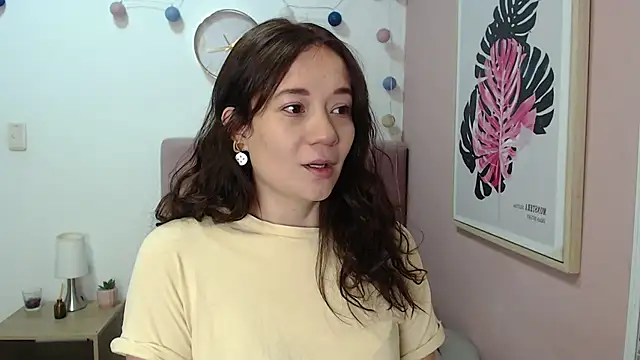 Snapshot of lanna_1878 chatting on December 2025 01:09:02 PM lanna 1878 online show from December 2025 01:09:02 PM