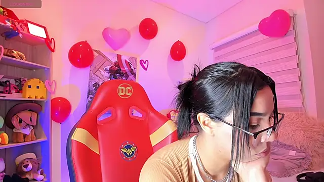 Snapshot of madelyn_rose_ chatting on February 2025 05:30:01 AM madelyn rose online show from February 2025 05:30:01 AM