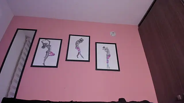 Snapshot of SensualJane2 chatting on February 2025 02:12:01 AM SensualJane2 online show from February 2025 02:12:01 AM