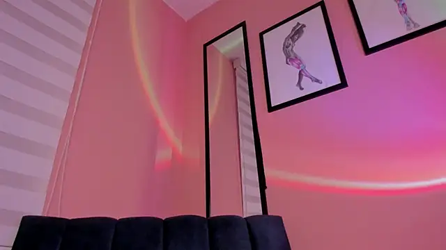 Snapshot of SensualJane2 chatting on October 2025 02:12:02 AM SensualJane2 online show from October 2025 02:12:02 AM