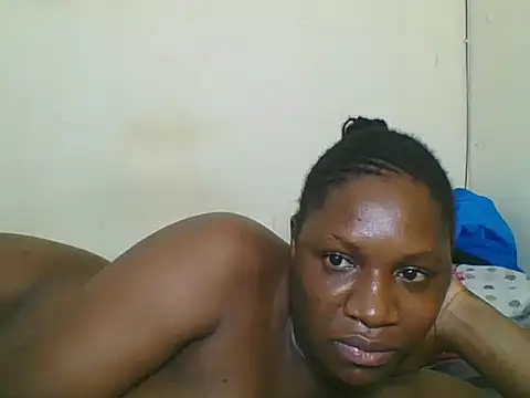 Prettyface25 online show from May 2026 11:32:01 PM