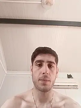 arenn1997 online show from December 2025 12:02:02 PM