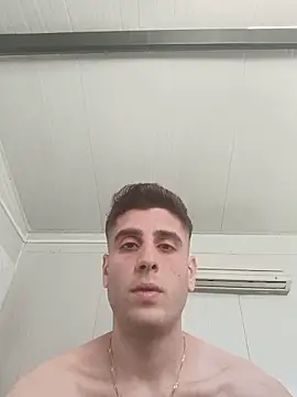 arenn1997 online show from May 2026 12:01:01 PM