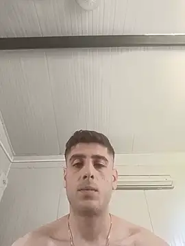 arenn1997 online show from May 2026 12:04:02 PM