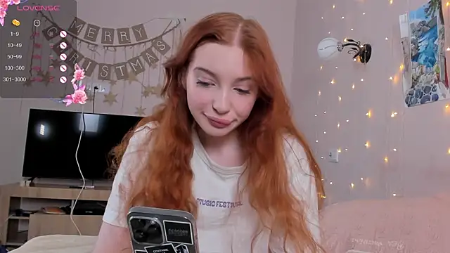 Snapshot of cinnabon_girls chatting on December 2024 04:04:01 PM cinnabon girls online show from December 2024 04:04:01 PM