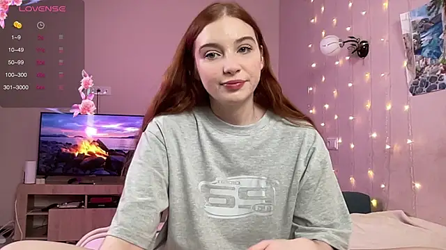 Snapshot of cinnabon_girls chatting on January 2025 03:00:02 PM cinnabon girls online show from January 2025 03:00:02 PM