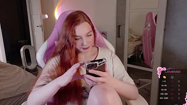 Snapshot of cinnabon_girls chatting on February 2026 08:53:01 PM cinnabon girls online show from February 2026 08:53:01 PM