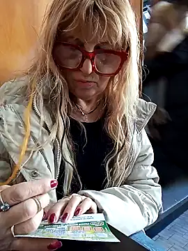 eva2023sexy online show from January 2025 11:37:02 AM