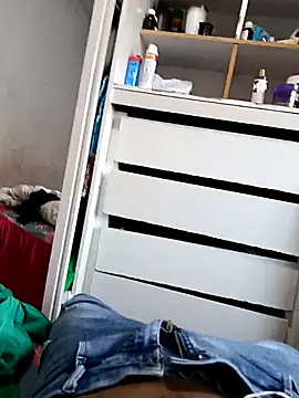 Snapshot of Ursonego chatting on October 2025 09:09:02 PM Ursonego online show from October 2025 09:09:02 PM