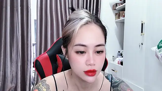 Snapshot of witch-39 chatting on February 2026 05:02:01 AM witch-39 online show from February 2026 05:02:01 AM