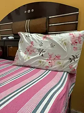 Snapshot of Wild_beast chatting on February 2026 11:11:01 AM Wild beast online show from February 2026 11:11:01 AM