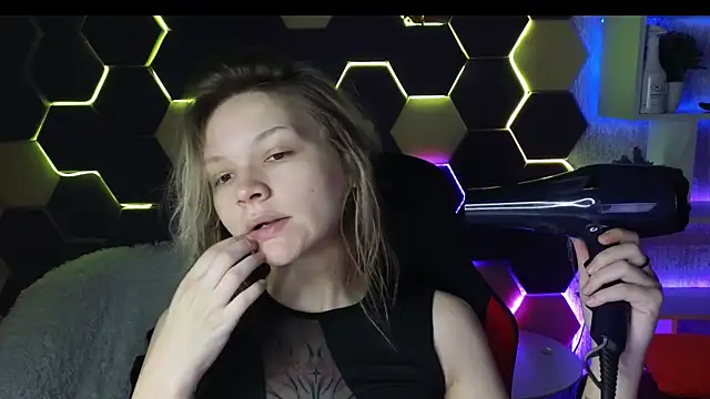 Snapshot of LitaBrom chatting on February 2025 01:09:01 AM LitaBrom online show from February 2025 01:09:01 AM