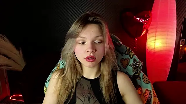 Snapshot of LitaBrom chatting on March 2025 04:14:01 AM LitaBrom online show from March 2025 04:14:01 AM