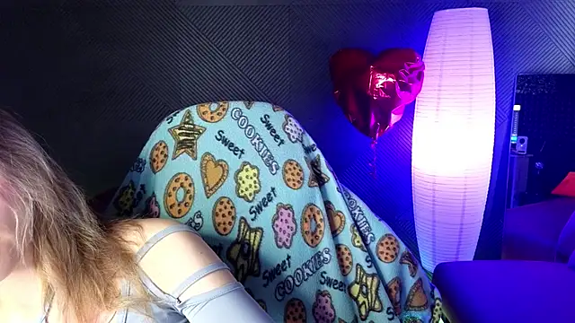 Snapshot of LitaBrom chatting on March 2025 04:16:02 AM LitaBrom online show from March 2025 04:16:02 AM