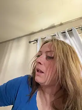 Snapshot of lezbean24 chatting on February 2026 04:55:02 PM lezbean24 online show from February 2026 04:55:02 PM