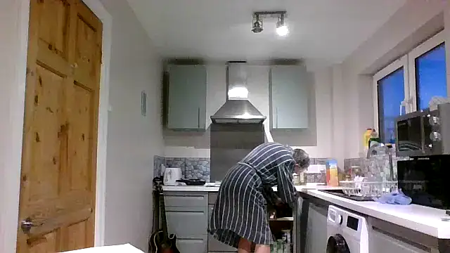 jimmybenido online show from February 2026 05:33:01 PM